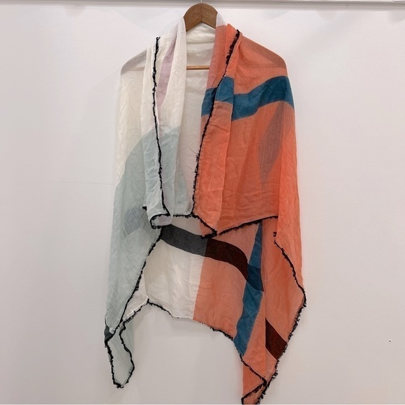 SOFT color block scarf with tiny navy fringe - Picture 1 of 3